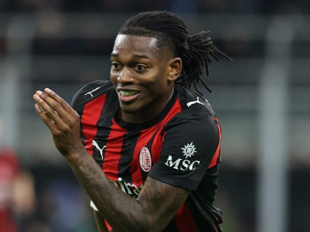 Leao, nuovo leader del Milan e titolare fisso: è l'uomo chiave nella corsa Scudetto