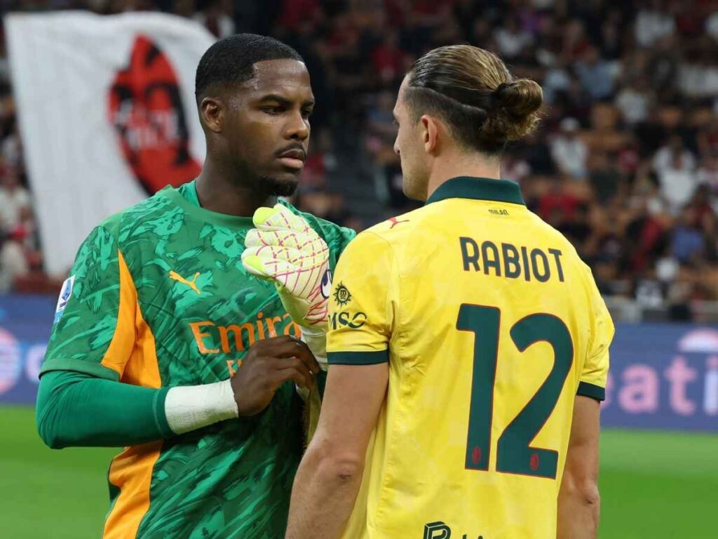Rabiot: "Maignan? Tutti al Milan sperano che rinnovi e che resti. Lui ama la maglia rossonera"