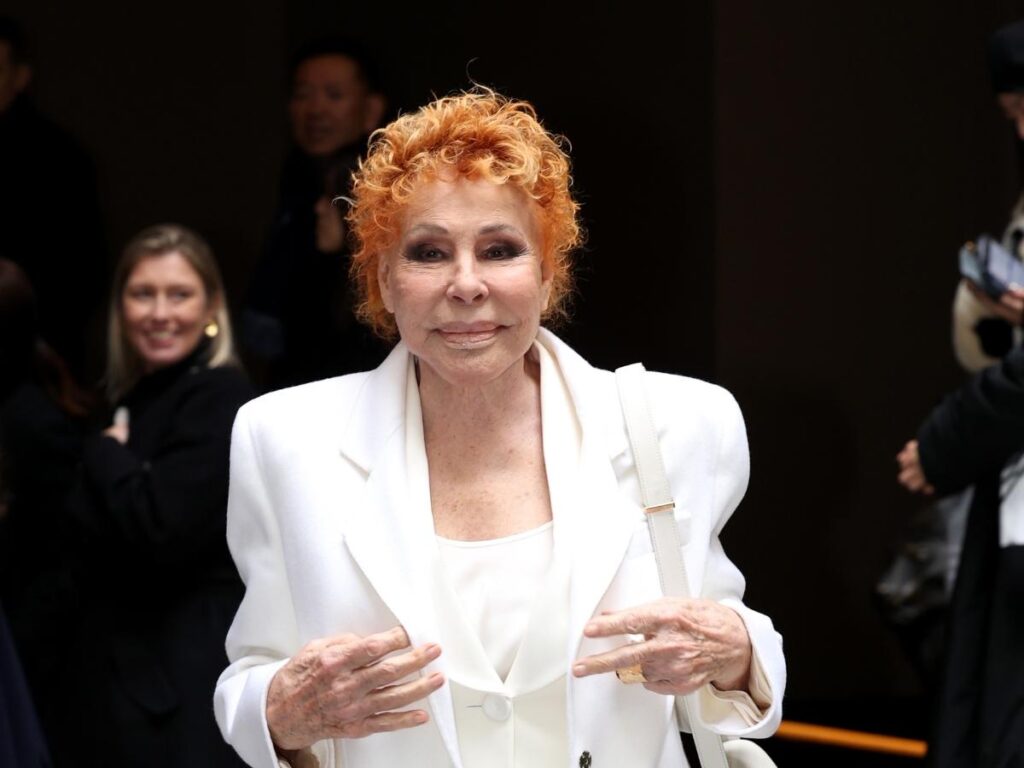 Il Milan ricorda Ornella Vanoni: "Una voce senza fine che resterà per sempre"