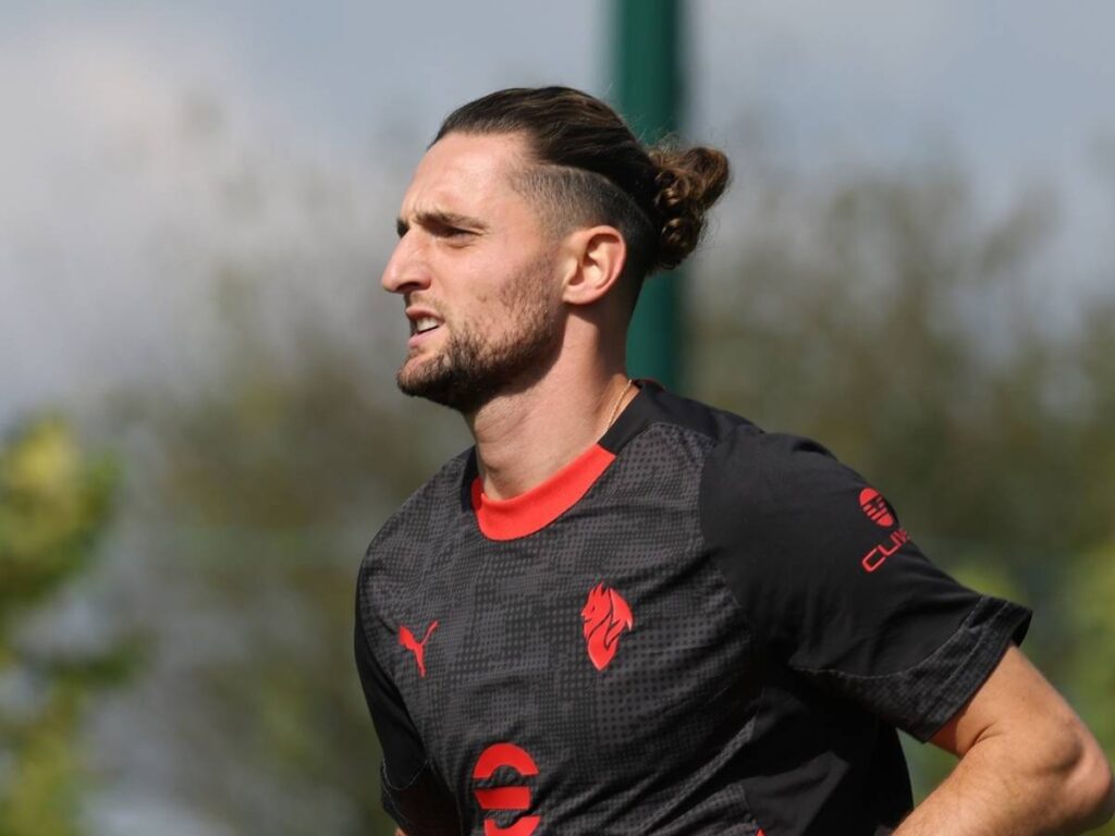 Milan, Ambrosini su Rabiot: "Giocatore internazionale, come pochi in Italia"