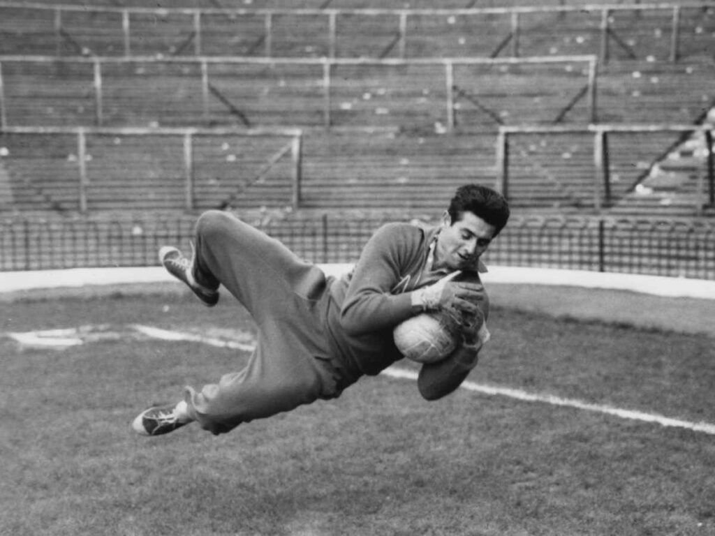 Morto Lorenzo Buffon, ex portiere del Milan: il cordoglio del club rossonero