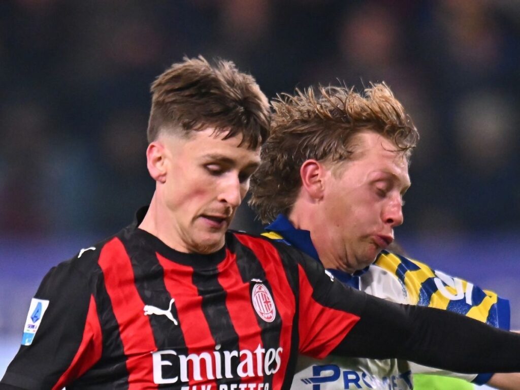 Parma-Milan, il VAR: "Salemaekers colpisce Ndiyae". E Di Bello risponde...