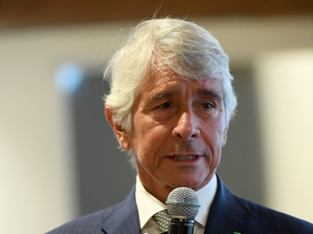 Italia, Abodi: "Ecco perchè fatichiamo nel calcio. Sui nuovi stadi..."