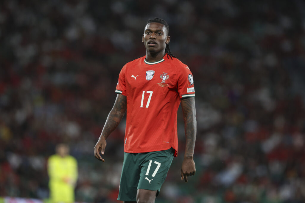 Leao, tutto semplice con l'Armenia: 56' in campo. Ora testa al derby