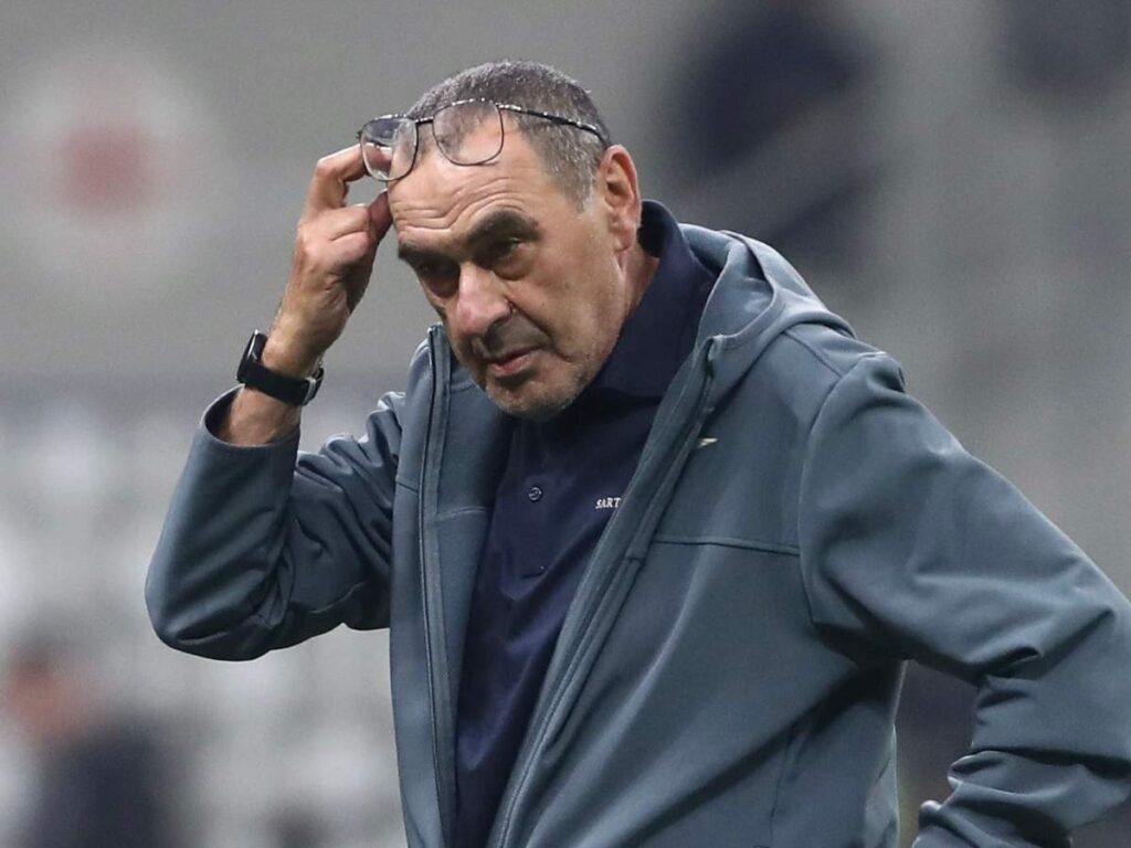 Sarri contro gli arbitri, la Lazio precisa: "Non influenzato andamento e risultato della partita"