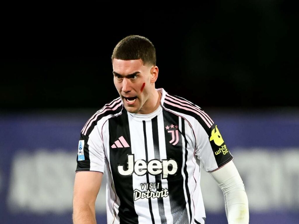 La bomba del giornalista: "Credo che i giochi siano fatti per Vlahovic al Milan"