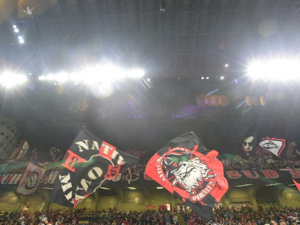 Curva Sud, comunicato in vista del derby: "Più forti di chi ci vuole morti" | FOTO