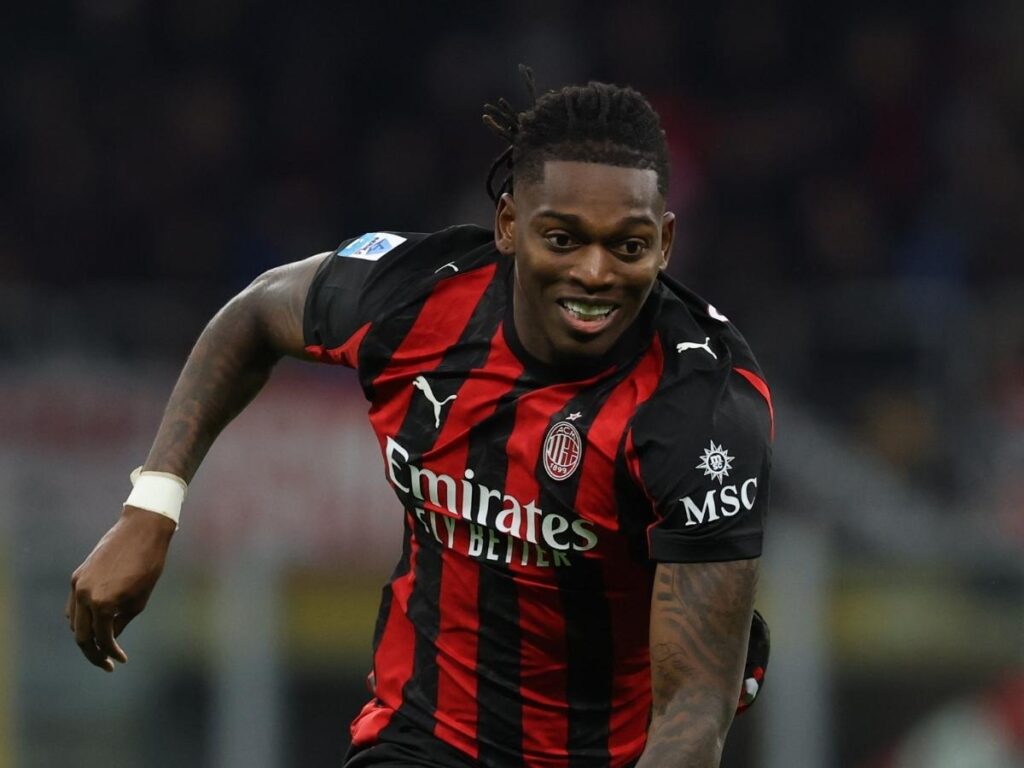 Milan-Roma, Ordine: "Il miglior Diavolo della stagione. Leao vero ..."