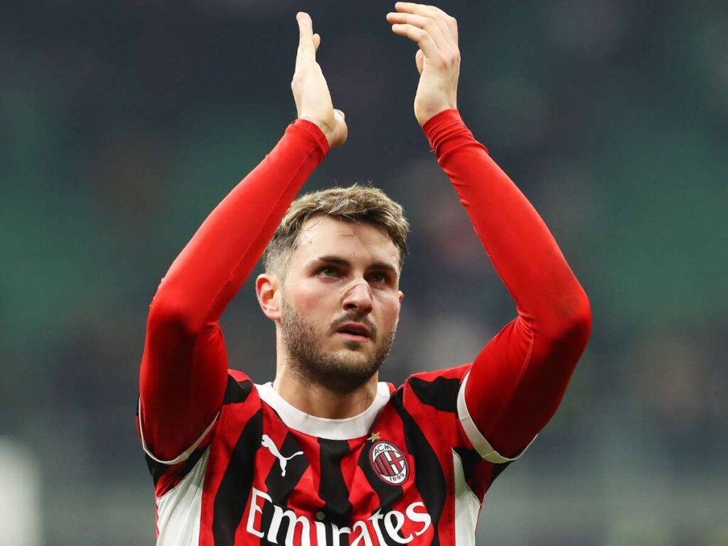 Calciomercato Milan, dall'Inghilterra importanti novità sul futuro di Gimenez