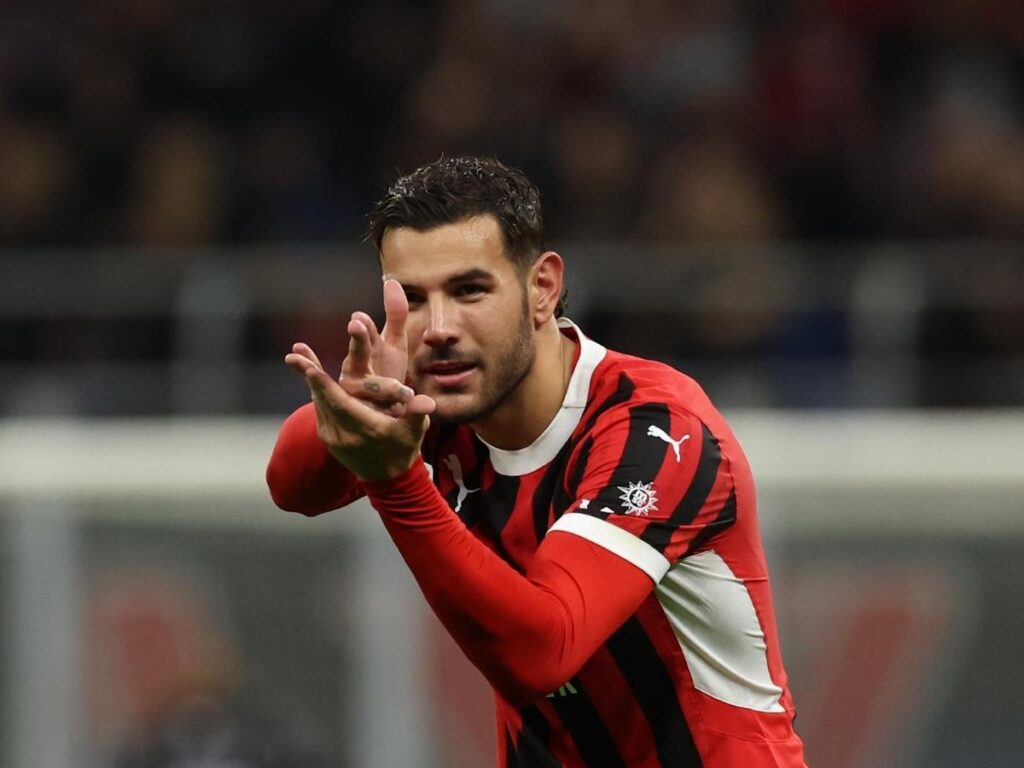 2025, l'addio di Theo Hernandez al Milan: "Volevo restare. Quando un dirigente ..."