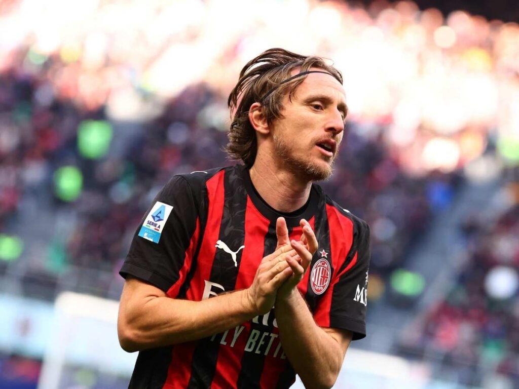 Modric celebra Nkunku dopo Milan-Verona: "Meritava il gol, lavora tantissimo in allenamento"
