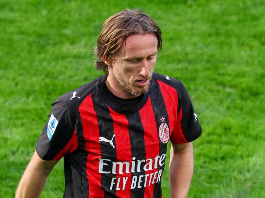 Modric: "Vincere lo Scudetto a 40 anni come Ibrahimovic? Vediamo se riusciamo a rifarlo"
