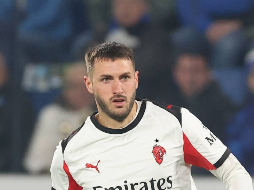 Gimenez aperto alla cessione a gennaio: le prospettive del calciomercato del Milan