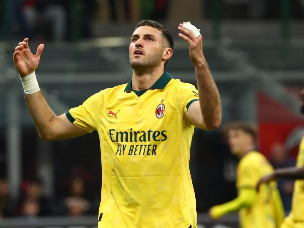 Milan, l'attacco è un problema: Leao rischia la Supercoppa, Giménez l'operazione