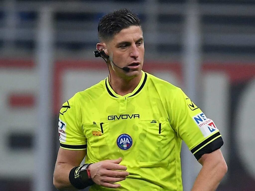 Milan-Lazio, bravo Collu: giusto non dare rigore agli ospiti. Il caos è al VAR. La ricostruzione
