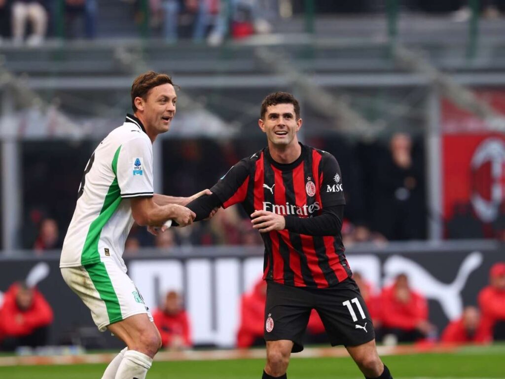 Milan-Sassuolo, la moviola: disastroso l'arbitro Crezzini. Gli episodi 'incriminati'