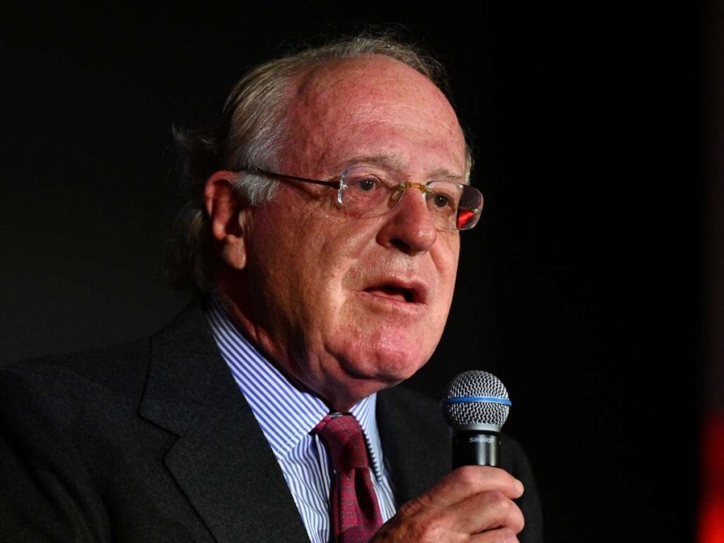 Scaroni: "Scudetto? Obiettivo del Milan è tornare in Champions League"