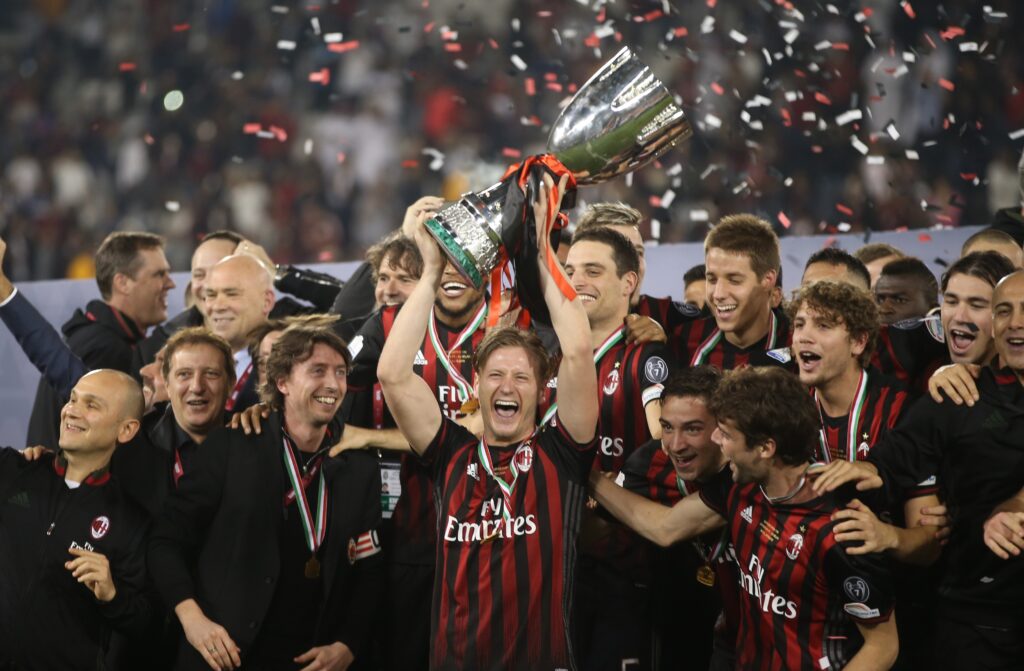 AC Milan v Juventus FC - 2016 Italian Super Cup