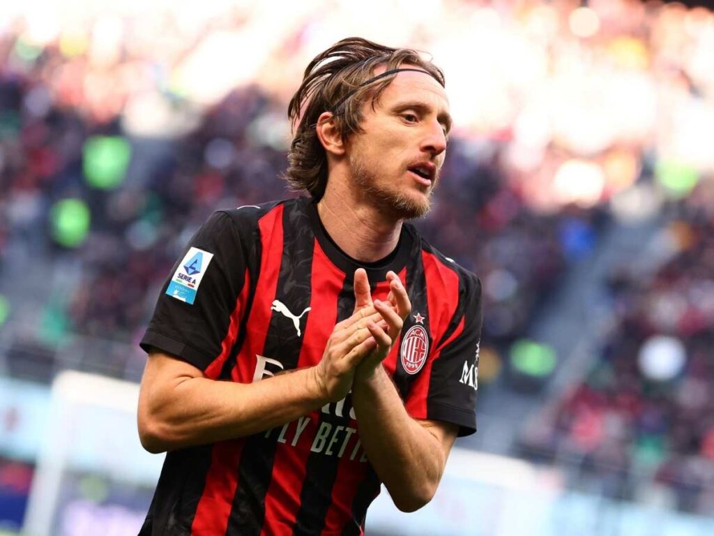 Modric: "Milanista per Boban, eroe della mia infanzia. Mio papà mi regalò la tuta del Milan"