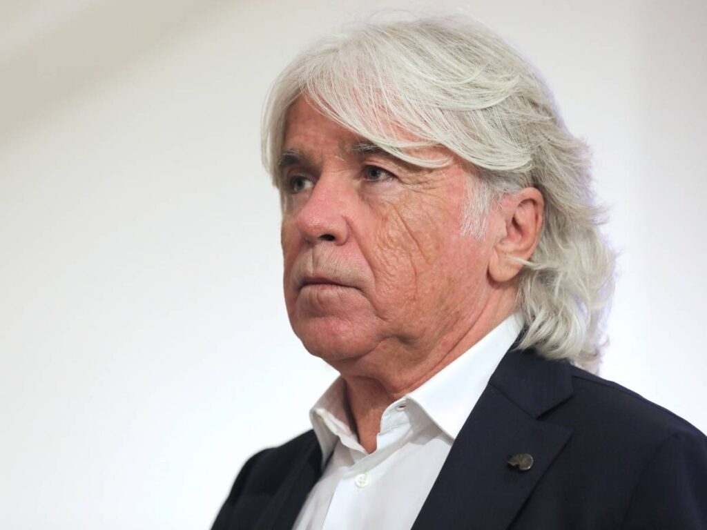 Zazzaroni prevede: "Milan-Como a Perth? Non sono sicuro che vadano..."