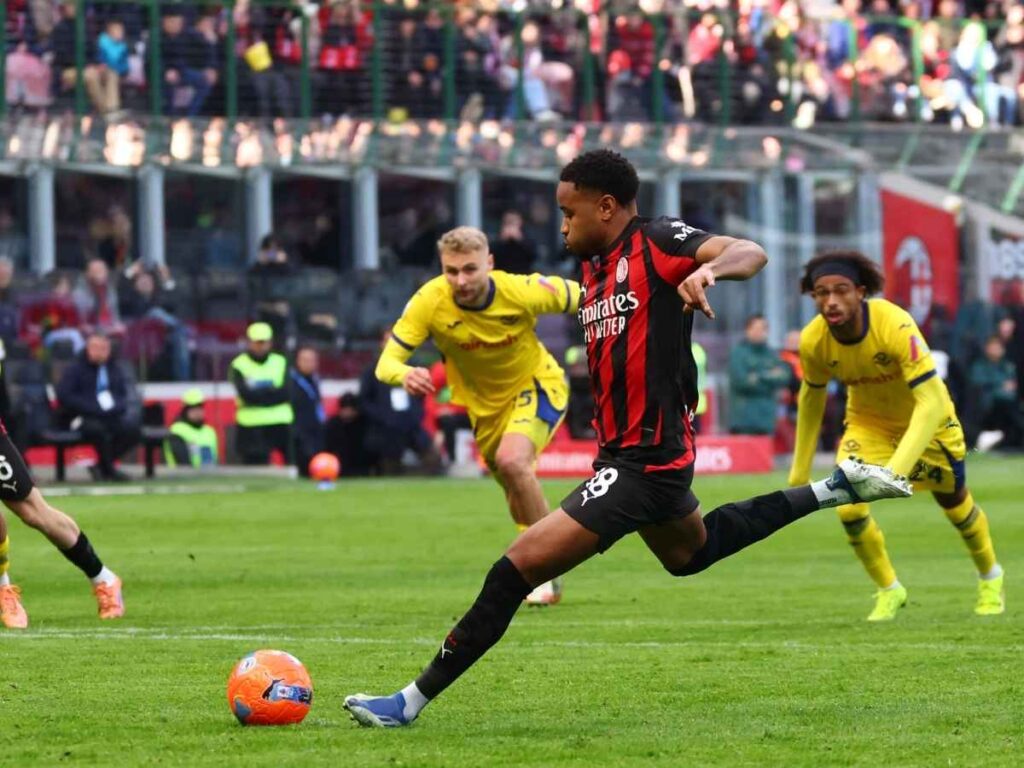 Milan, Marelli commenta il rigore: "Fabbri ha visto la trattenuta su Nkunku"