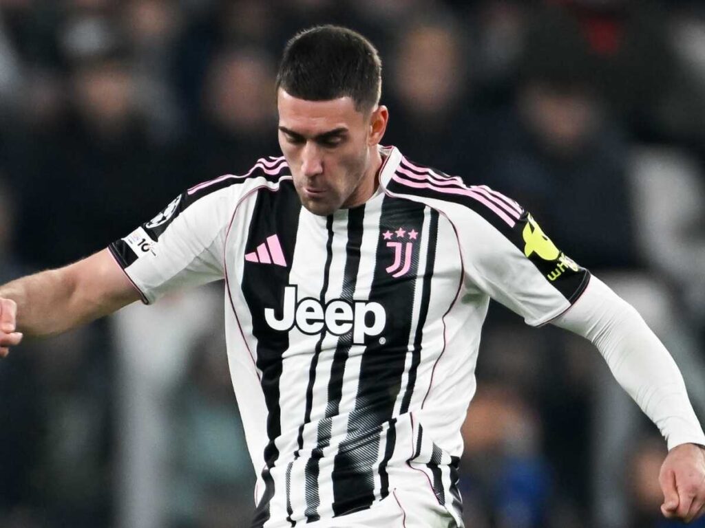 Milan, su Vlahovic c'è anche il Barcellona: altri due bomber sul taccuino dei rossoneri