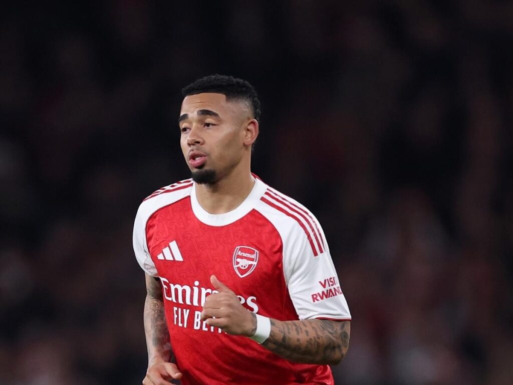 Milan, colpo in difesa: si vuole chiudere subito. E su Gabriel Jesus ...