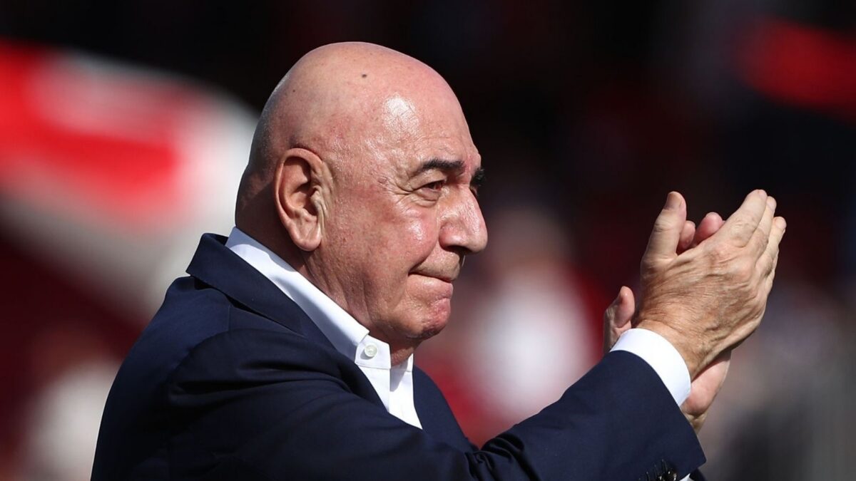 Pellegatti: "Il Milan ha toccato il suo nuovo fondo. Momento tragico: serve Galliani"