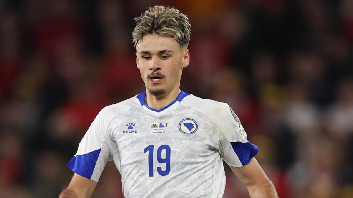 Kerim Alajbegović, esterno offensivo del Bayer Leverkusen, è un obiettivo del Milan per il calciomercato estivo 2026