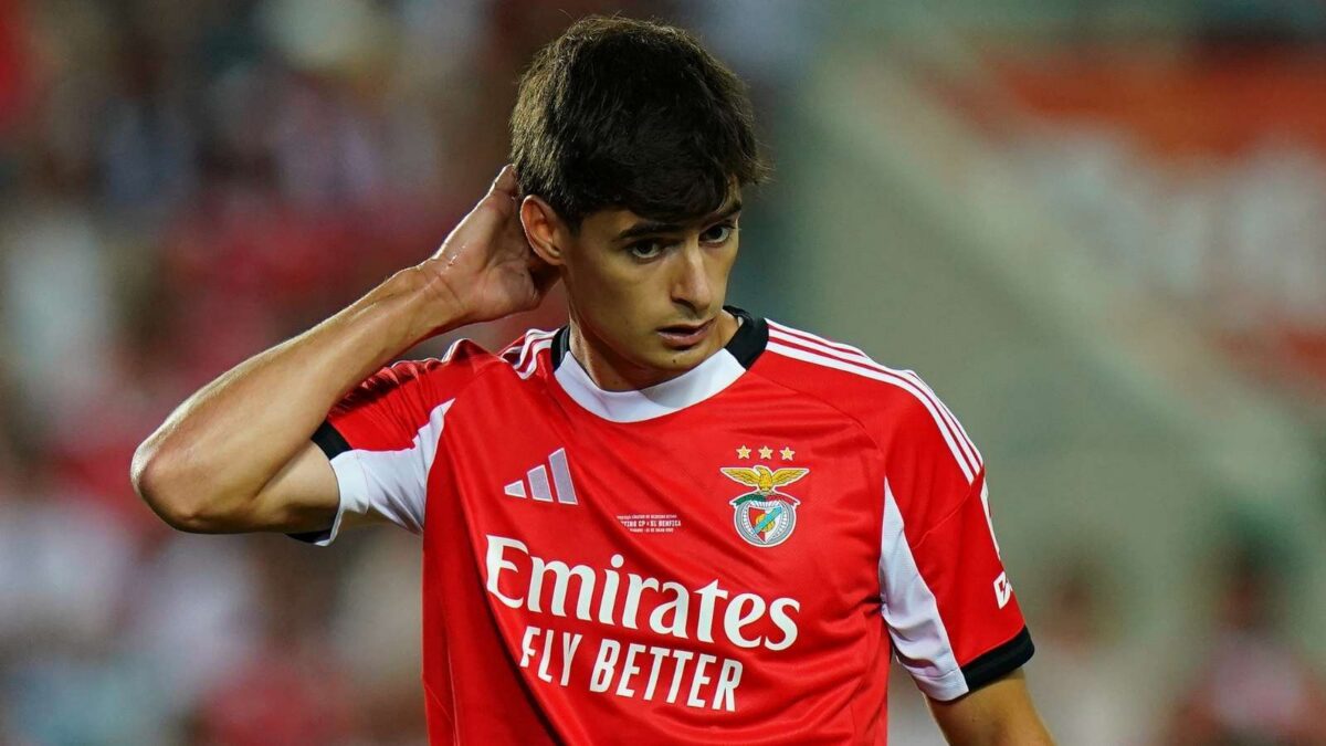 António Silva, difensore del Benfica, è un obiettivo del Milan per il calciomercato estivo 2026