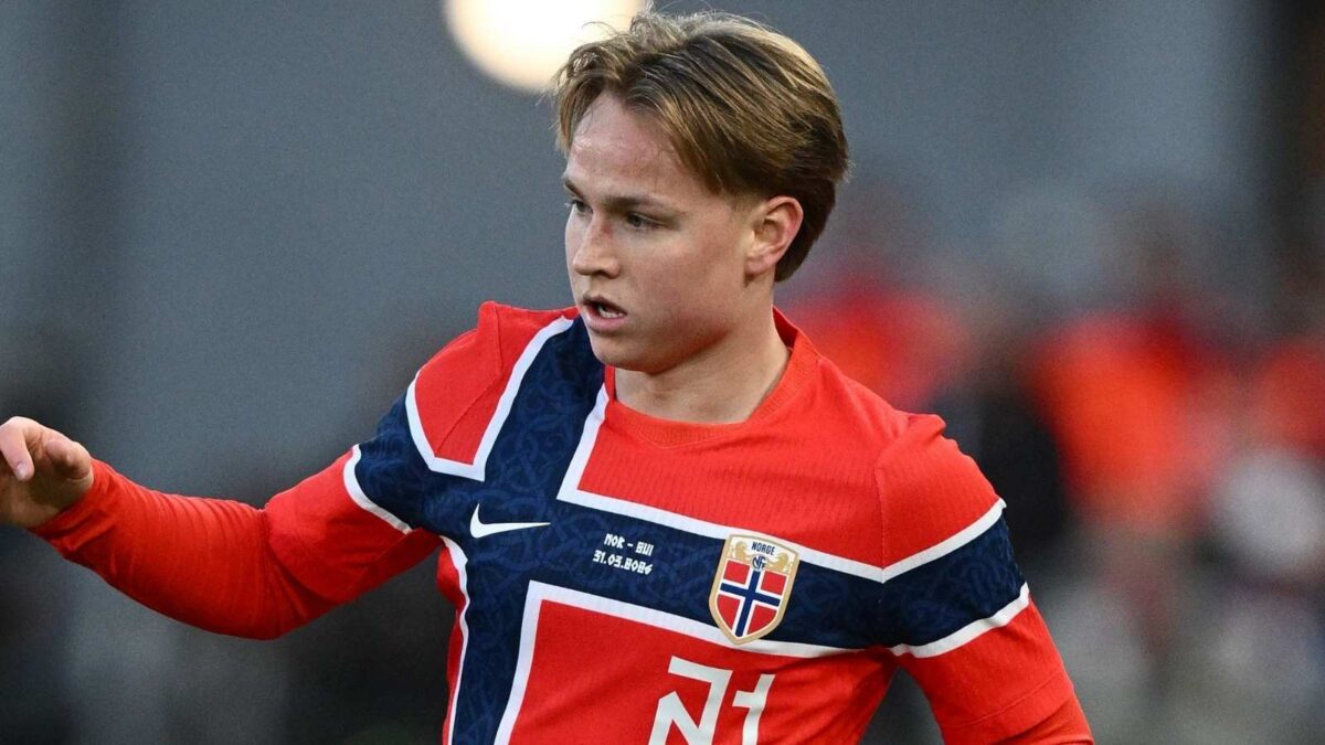 Andreas Schjelderup, attaccante Benfica, obiettivo del Milan per il calciomercato estivo 2026