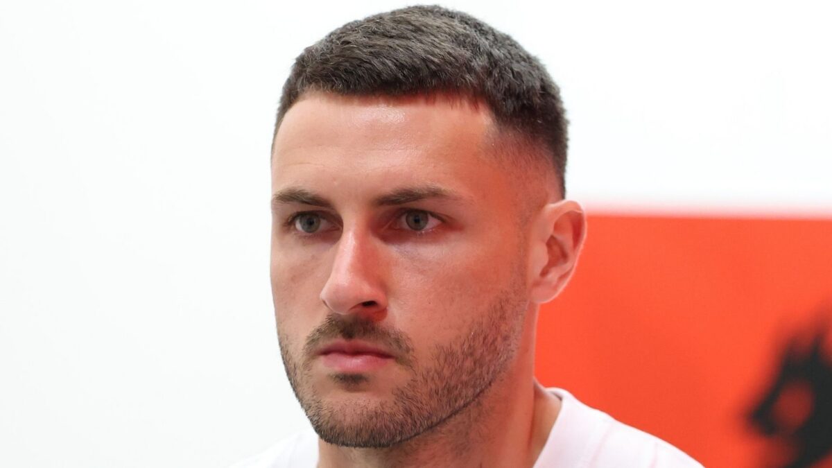 Santiago Gimenez: "Il Milan è un sogno. Vedevo sempre con mio padre il derby"