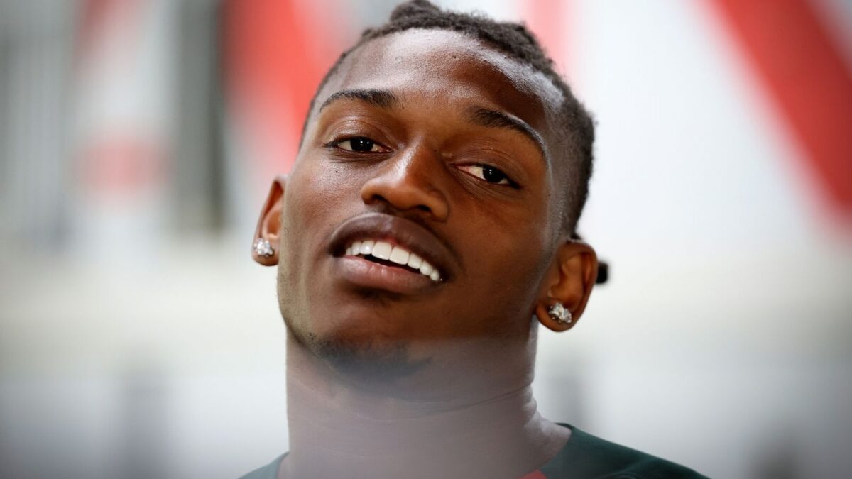 Rafael Leão, attaccante AC Milan, qui durante una seduta di allenamento in palestra con i rossoneri a Milanello