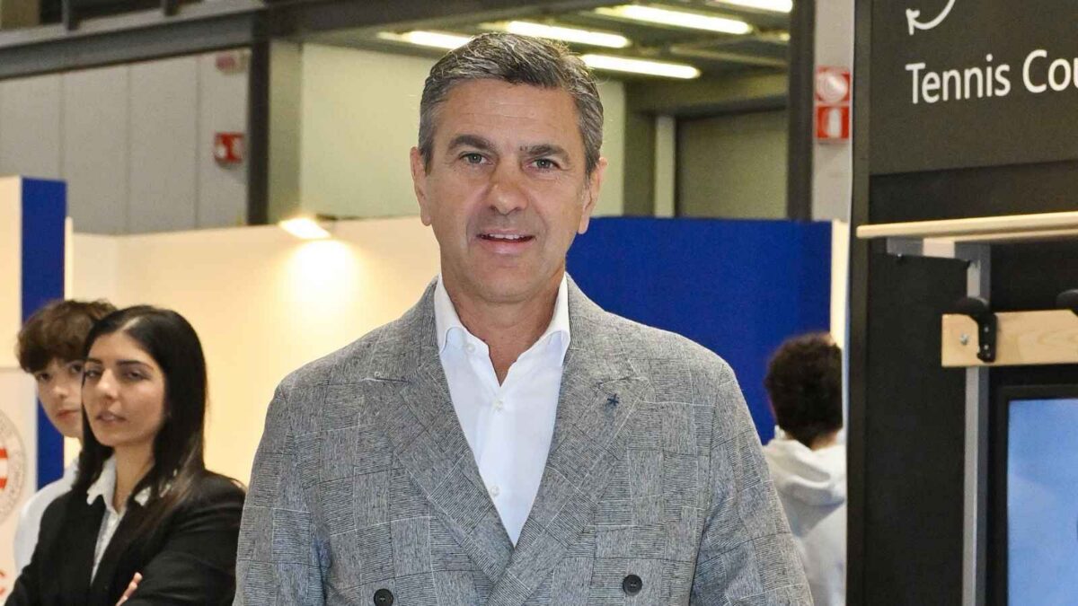 Alessandro 'Billy' Costacurta, ex difensore AC Milan e oggi opinionista per 'Sky Sport', ha rilasciato un'intervista sui rossoneri a 'Tuttosport'
