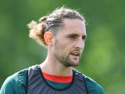 Rabiot, resta al Milan e rimane centrale nei piani di Amorim