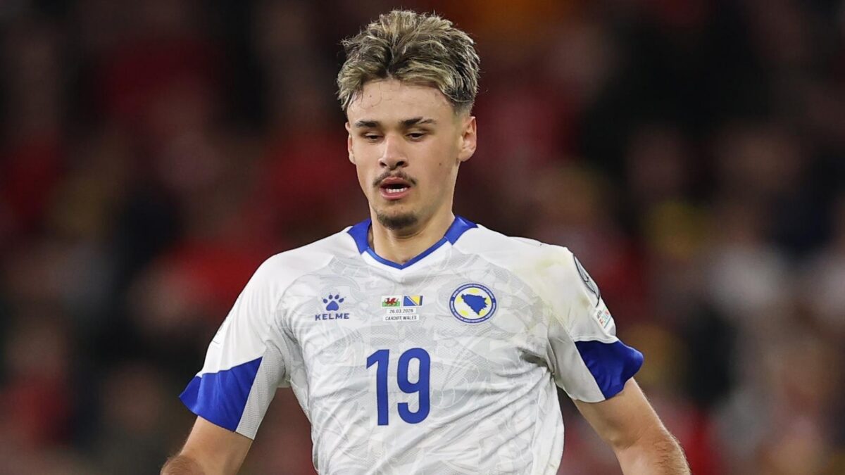Kerim Alajbegović, attaccante Bayer Leverkusen, obiettivo del Milan per il calciomercato estivo 2026