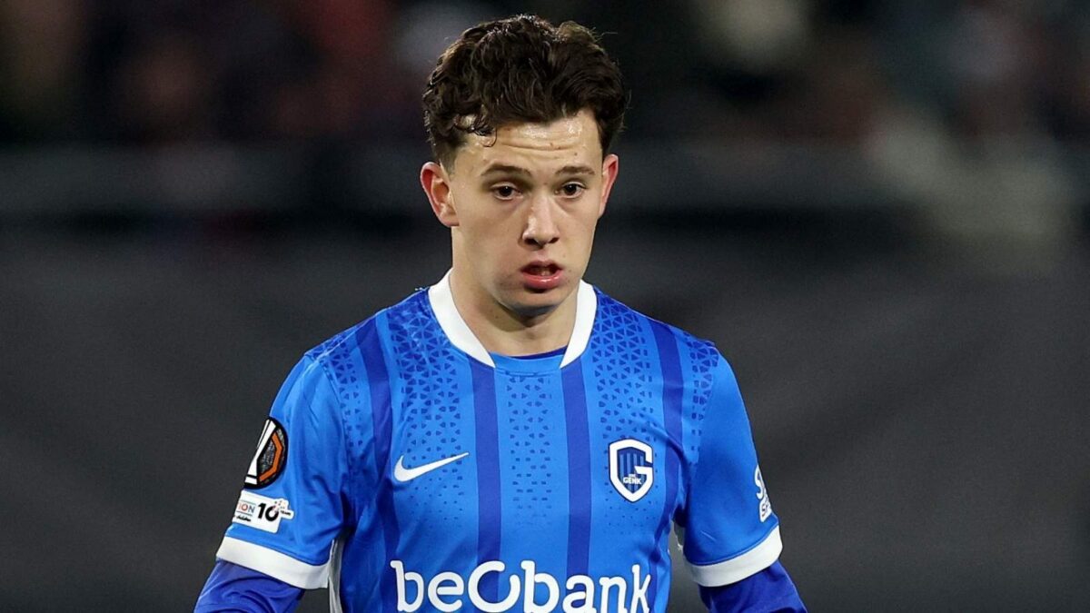 Kōnstantinos Karetsas, trequartista KRC Genk, obiettivo del Milan per il calciomercato estivo 2026