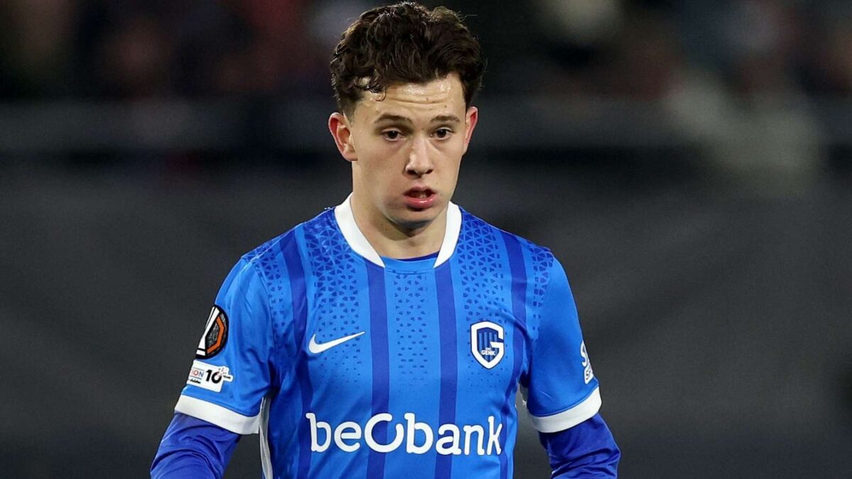 Kōnstantinos Karetsas, centrocampista KRC Genk, obiettivo del Milan per il calciomercato estivo 2026