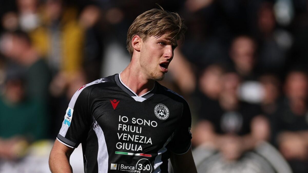 Thomas Kristensen, difensore Udinese, è un obiettivo del Milan per il calciomercato estivo 2026