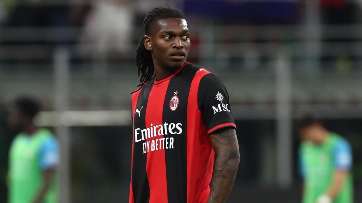 Rafael Leão, attaccante AC Milan, potrebbe lasciare i rossoneri in questo calciomercato estivo 2026