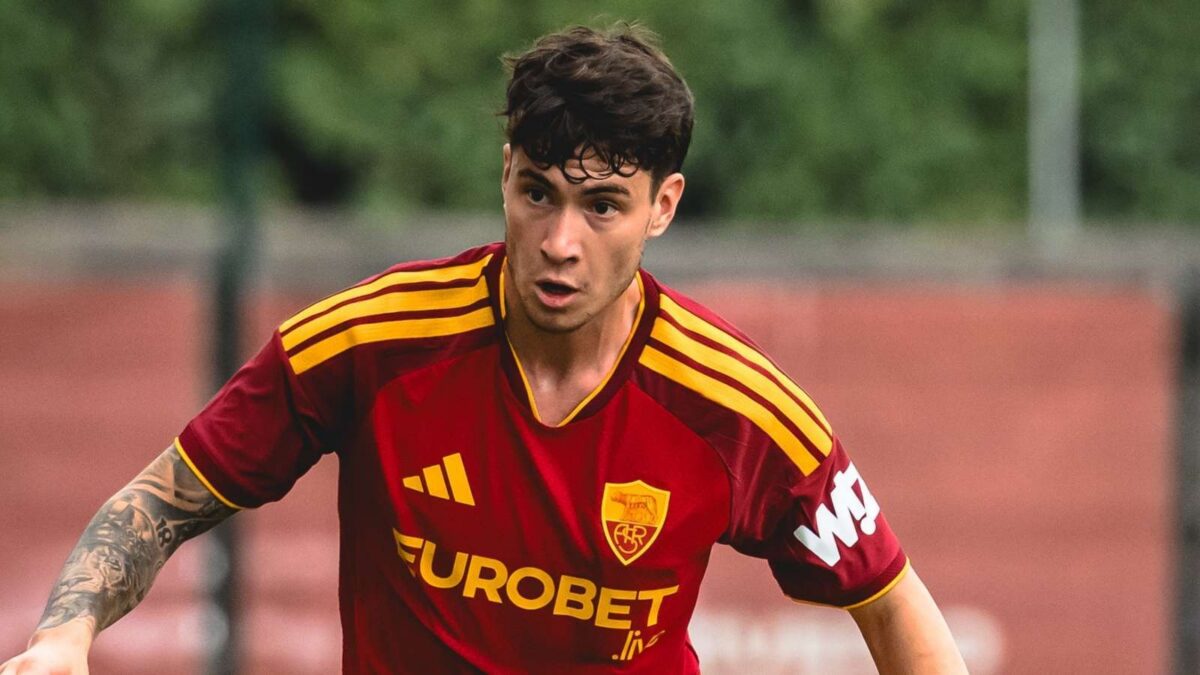 Matías Soulé, attaccante AS Roma, è un obiettivo del Milan per il calciomercato estivo 2026