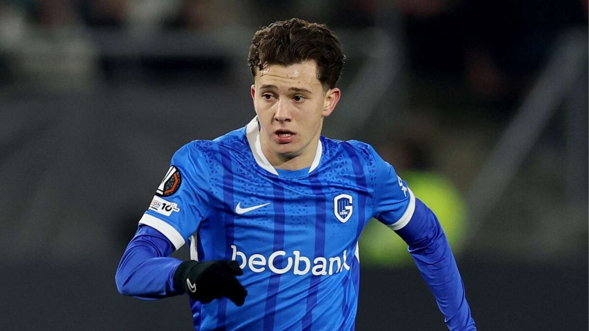 Kōnstantinos Karetsas, centrocampista KRC Genk, è un obiettivo del Milan per il calciomercato estivo 2026