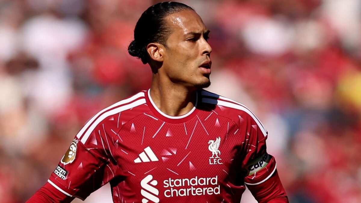 Virgil van Dijk, difensore Liverpool, obiettivo del Milan per il calciomercato estivo 2026