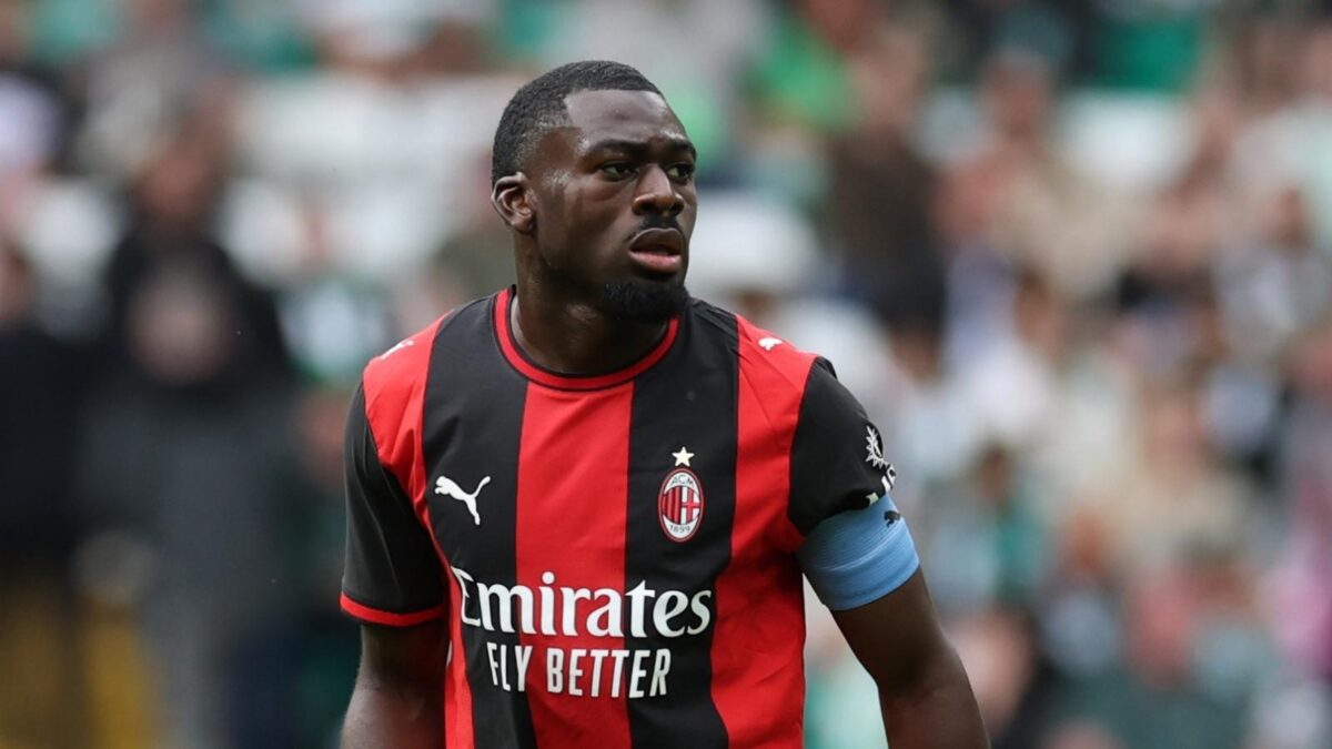 Fofana vuole restare al Milan, ma dipende da Amorim. Ecco il possibile prezzo di mercato