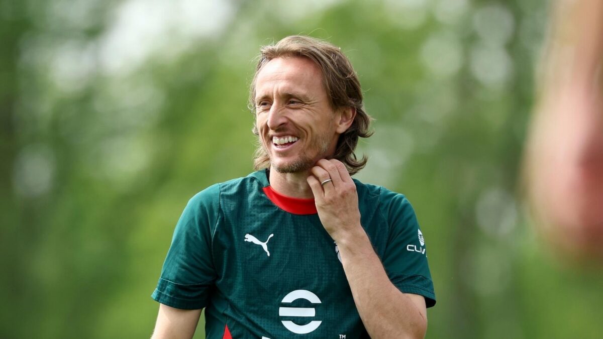 Amorim scaccia i dubbi sul futuro di Modric: "È un giocatore che vogliamo tenere, è fondamentale"