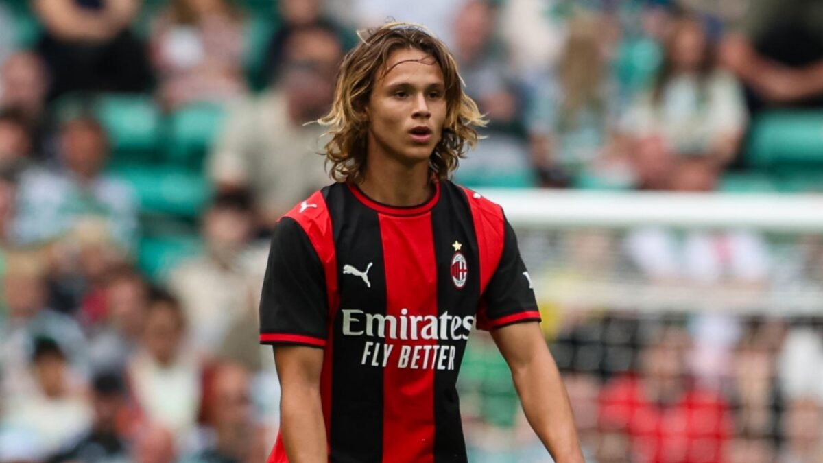 Christian Comotto, centrocampista AC Milan, qui in campo durante l'amichevole contro il Celtic a Glasgow