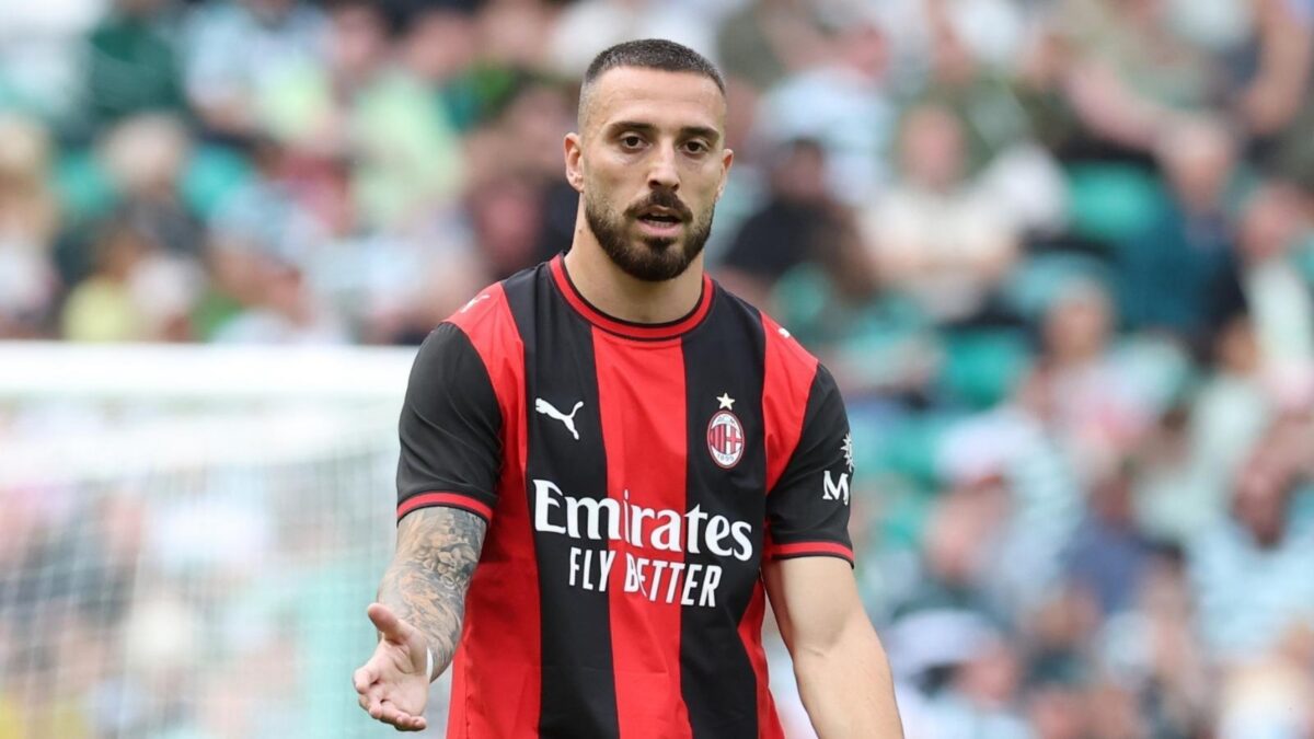 Mario Gila, difensore AC Milan, qui durante l'amichevole contro il Celtic