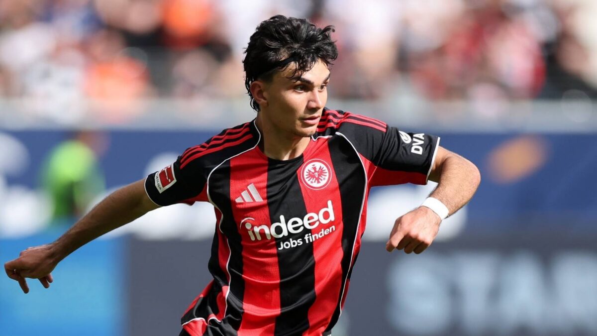 Can Uzun, trequartista Eintracht Francoforte, è un obiettivo del Milan per il calciomercato estivo 2026