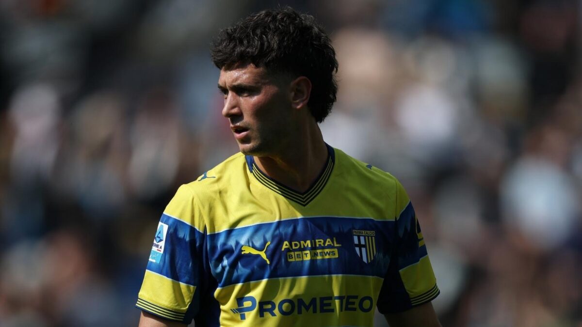 Alessandro Circati, difensore Parma, obiettivo del Milan per il calciomercato estivo 2026