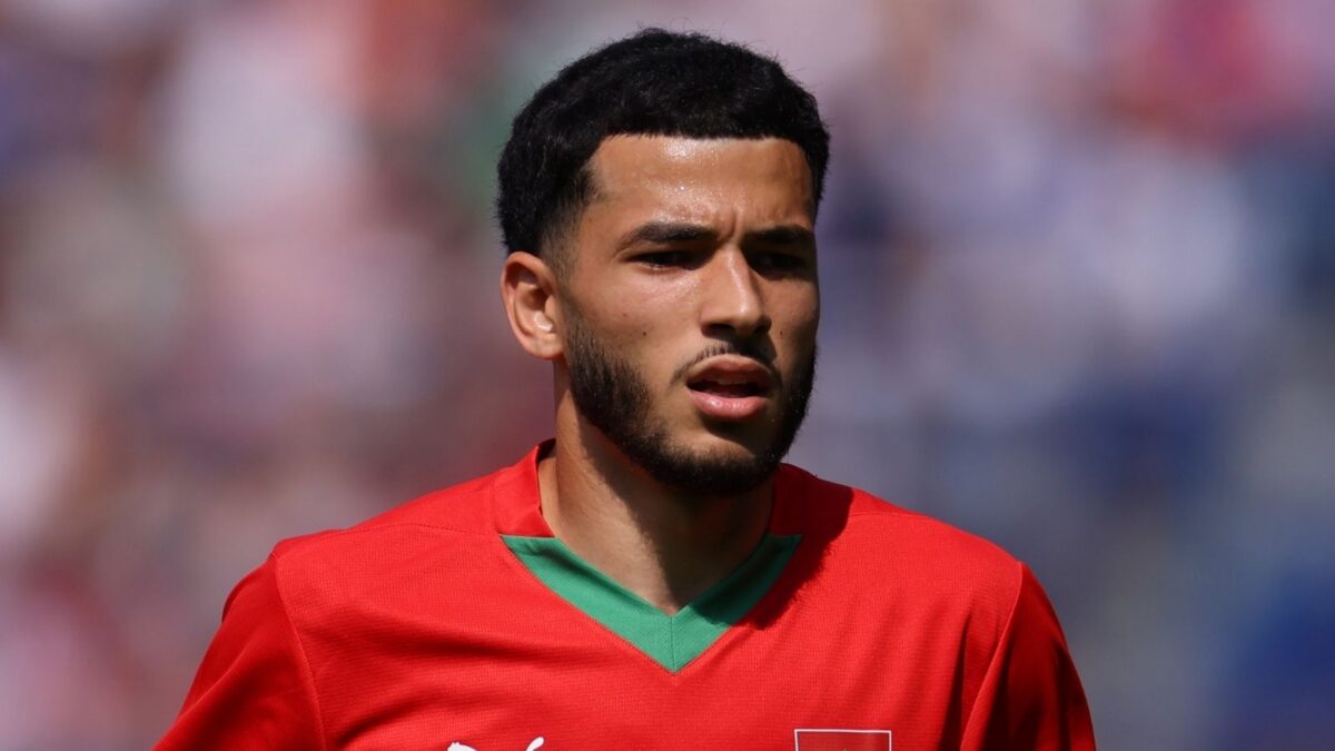 Zakaria El Ouahdi, difensore KRC Genk, è un obiettivo del Milan per il calciomercato estivo 2026